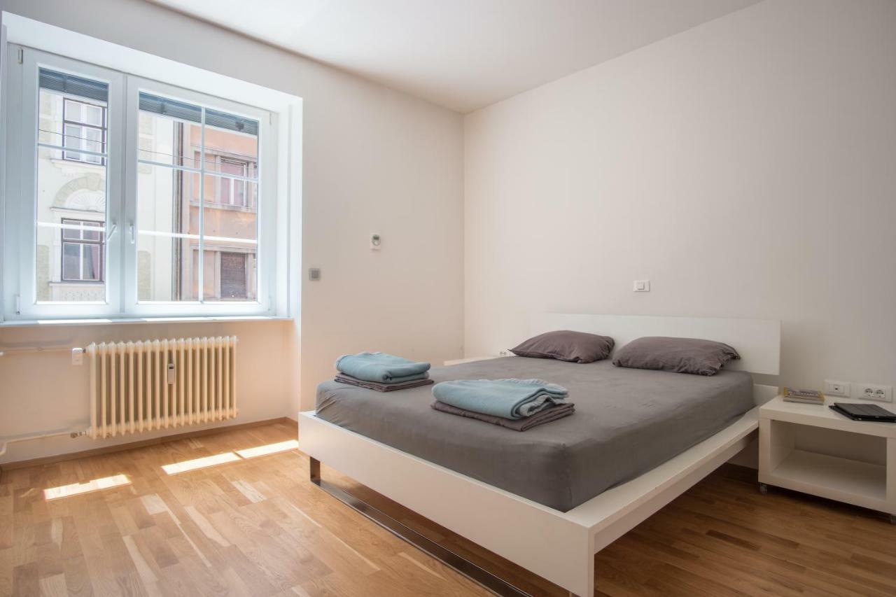 Luxury Central Apartment Ljubljana Exterior photo