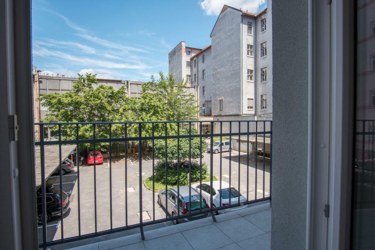 Luxury Central Apartment Ljubljana Exterior photo