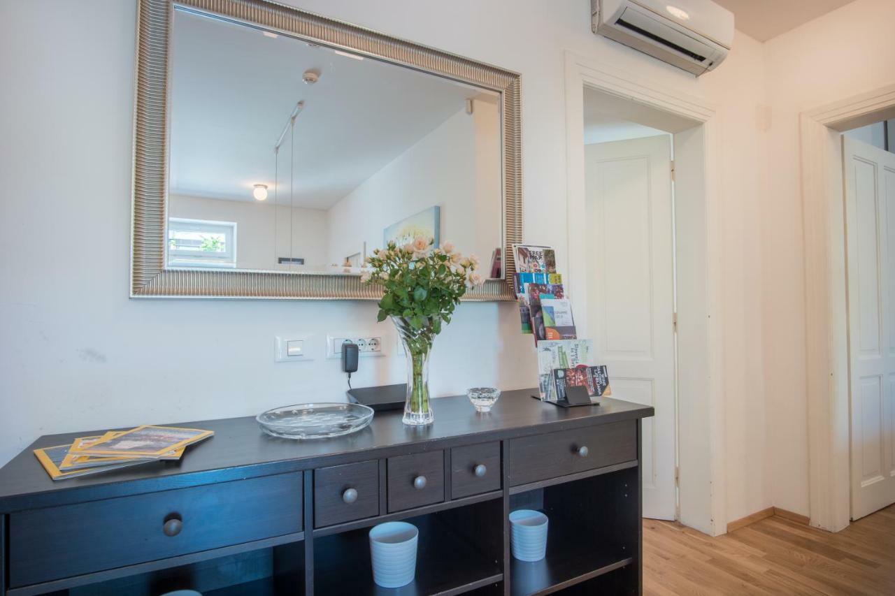 Luxury Central Apartment Ljubljana Exterior photo